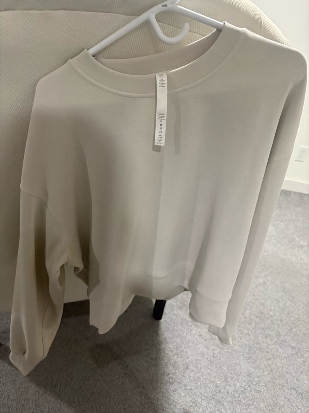Lululemon Softstreme Perfectly Oversized Crew - Picture 4 of 5